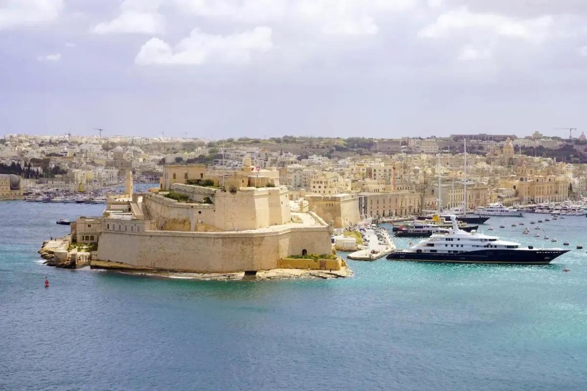 Ninety Eight Boutique Living Hotel Cospicua Exterior foto